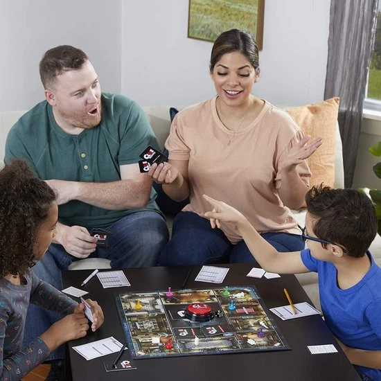 Hasbro Gaming Cluedo - Liars Edition - Engelse Versie 10 Hasbro Gaming Cluedo - Liars Edition - Engelse Versie - Afbeelding 10