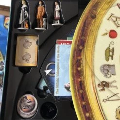 Identity Games The Golden Compass -bordspellen Winkel 550x733 9